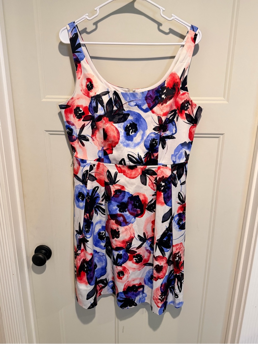 Luxe By Carmen Marc Valvo Floral Print Sleeveless A-Line Dress - 10